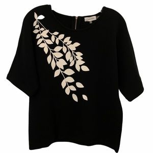 CALVIN KLEIN GRAPHIC Black Short Sleeve Sweater -M